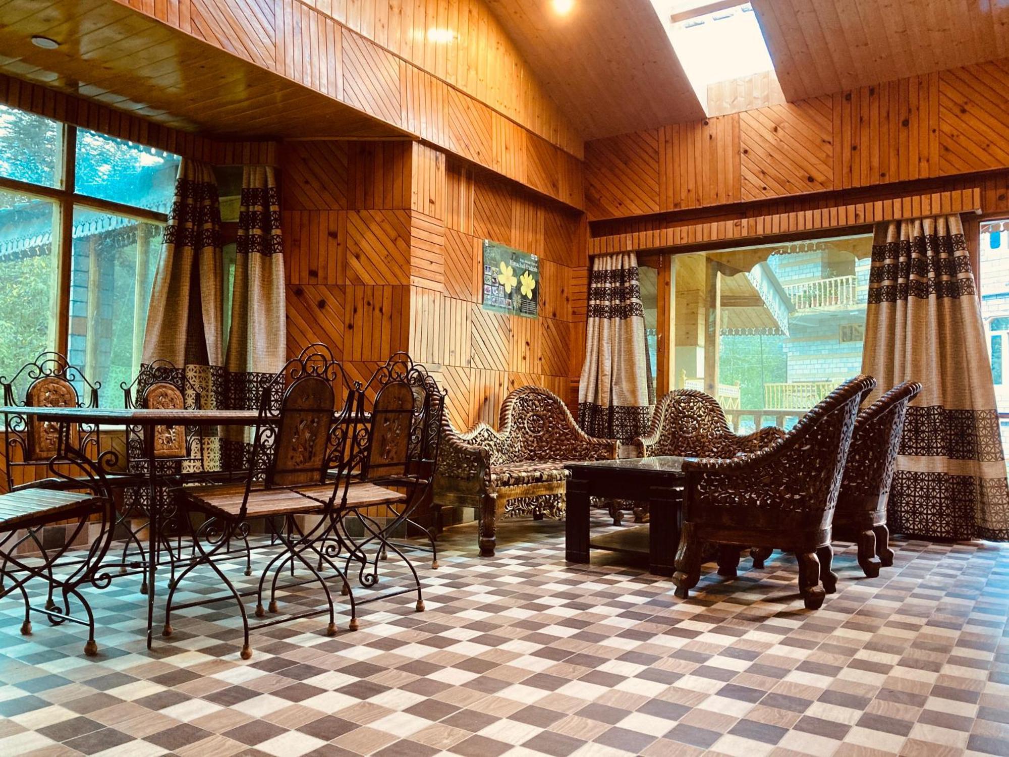 Woods Villa Cottage, Manali 외부 사진