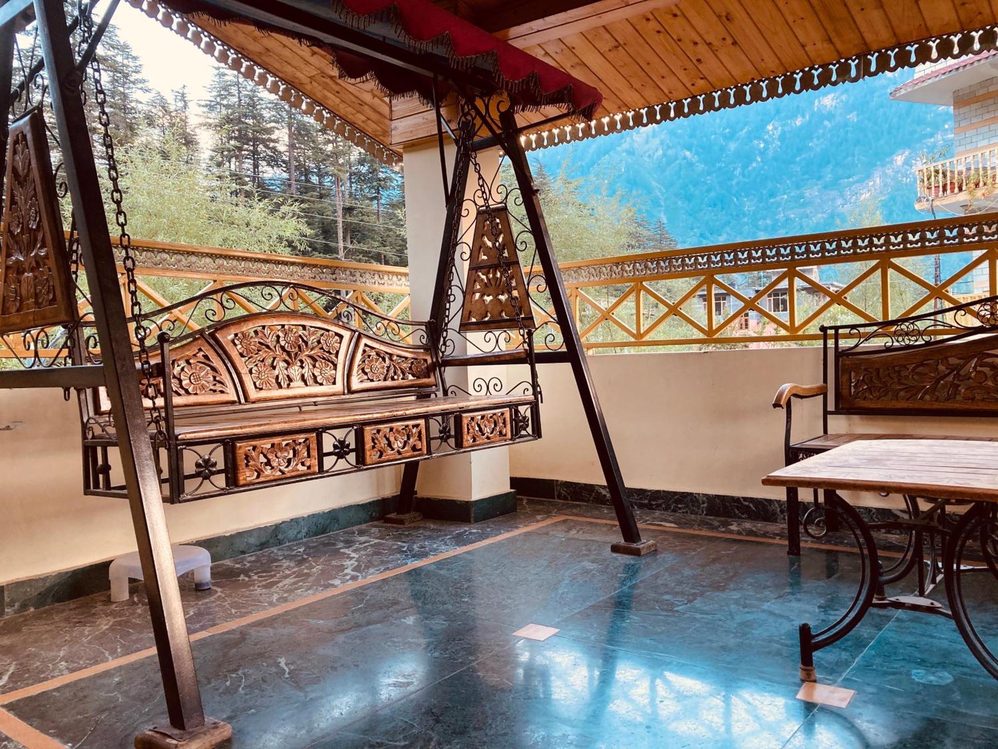 Woods Villa Cottage, Manali 외부 사진