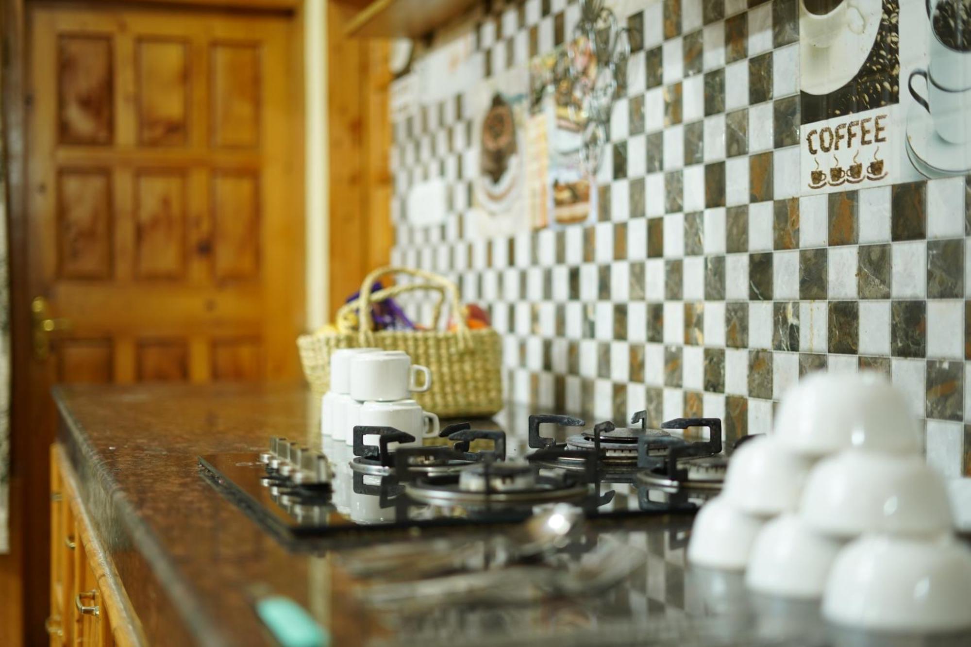 Woods Villa Cottage, Manali 외부 사진
