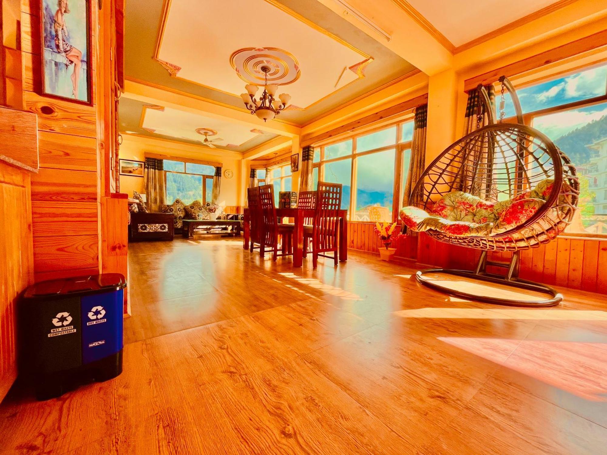 Woods Villa Cottage, Manali 외부 사진