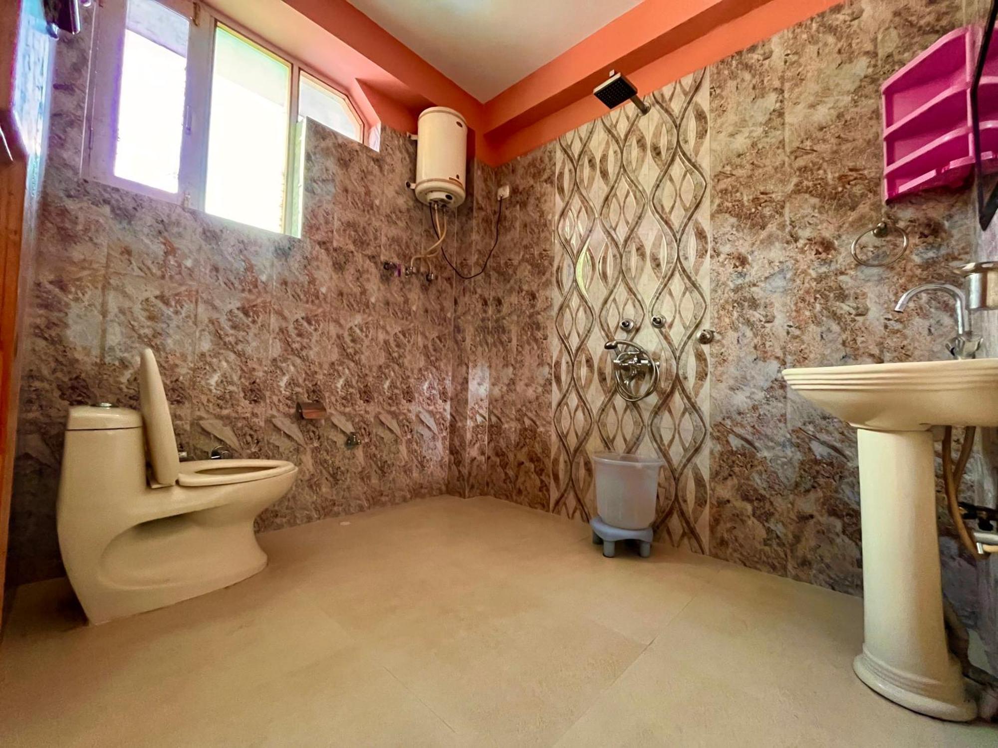 Woods Villa Cottage, Manali 외부 사진